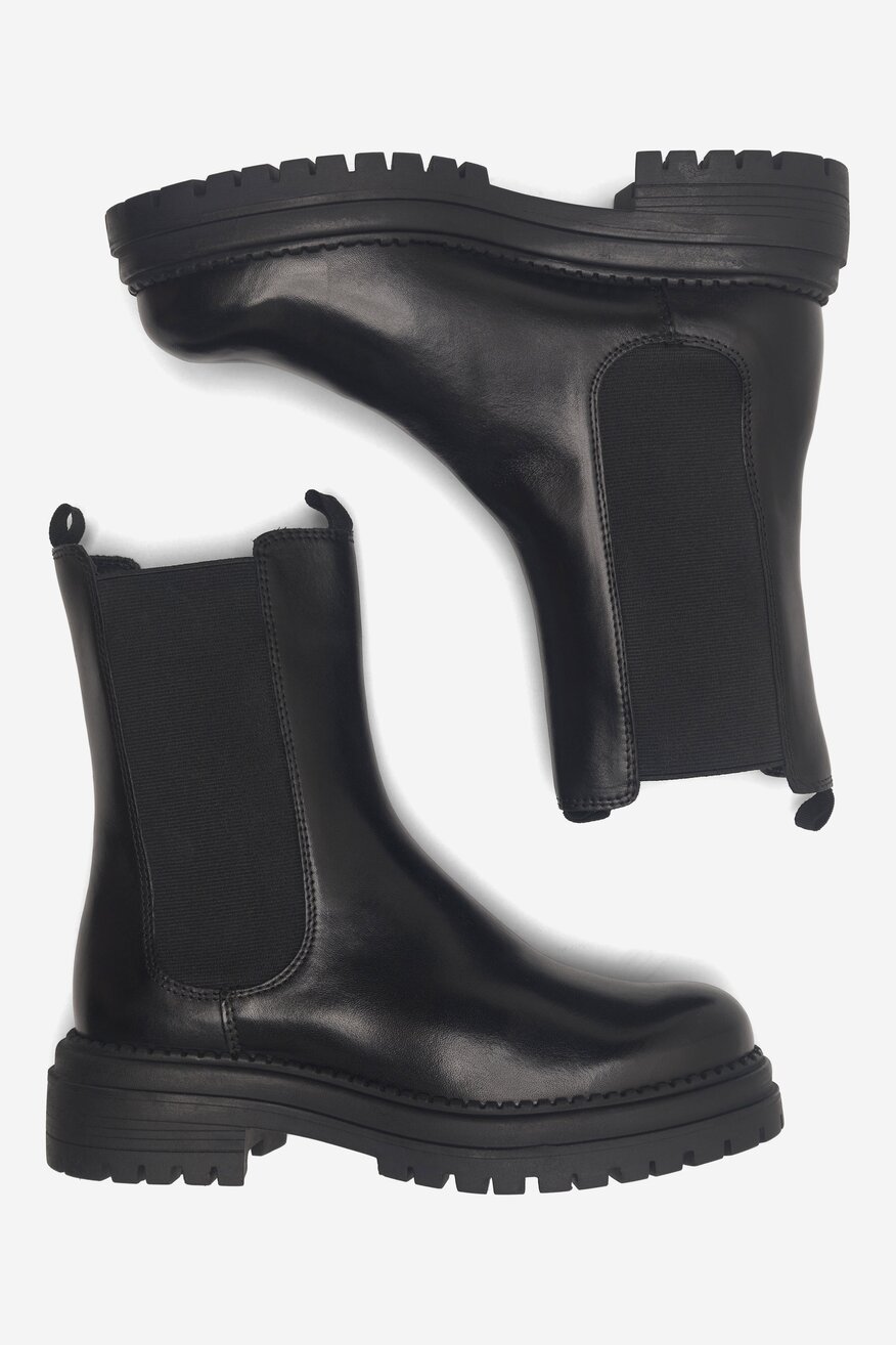 
                Kratke čizme Lasocki CRNA - 5905588796732