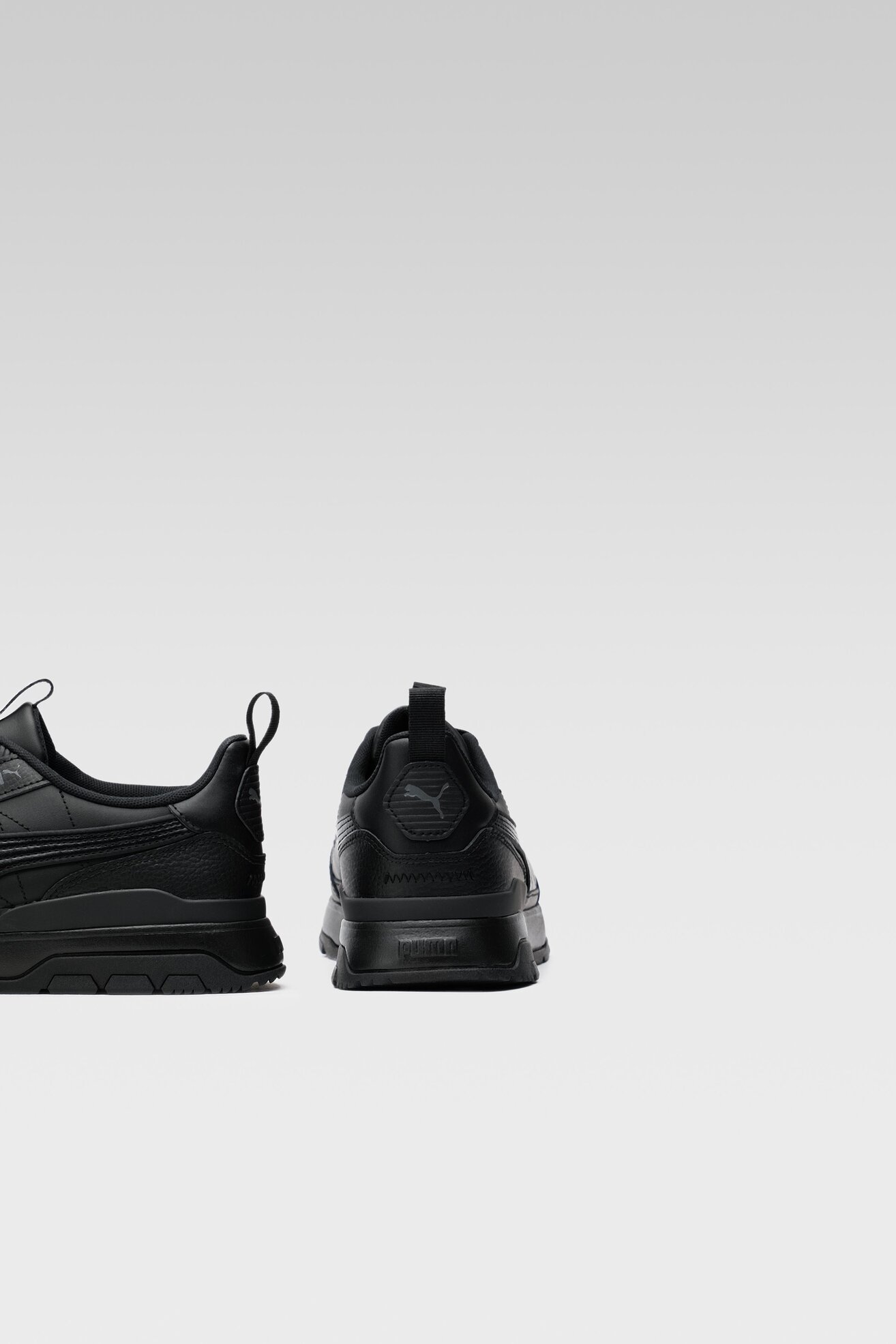 Obuwie sportowe Puma R78 TREK LTH 38320201 Czarny