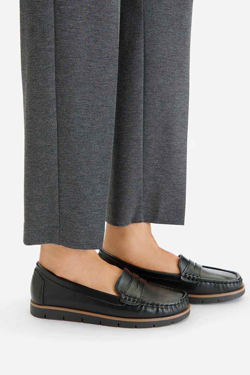 
                Mokasine Go Soft CRNA - 5906751709108