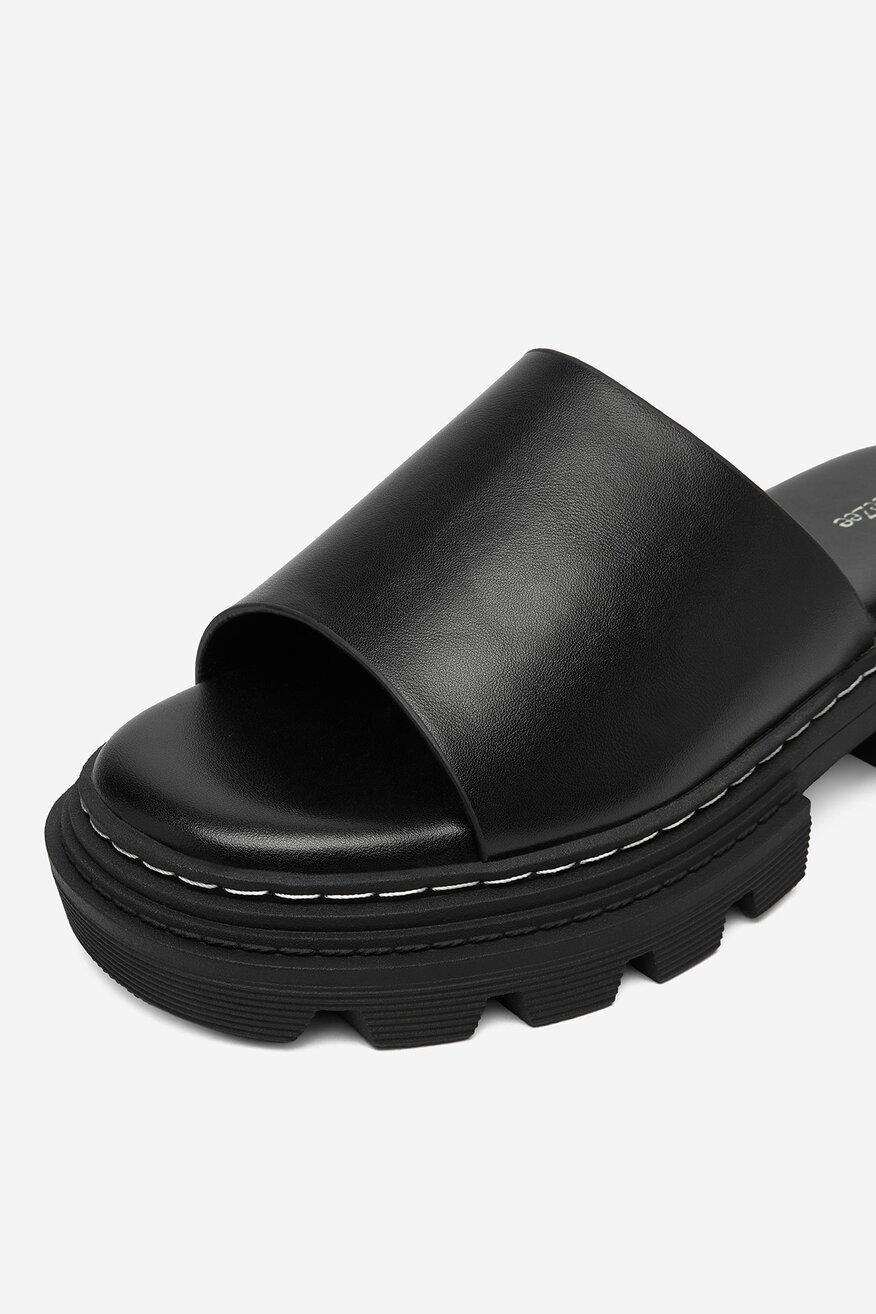 
                DeeZee - Klapki - 5906751785119