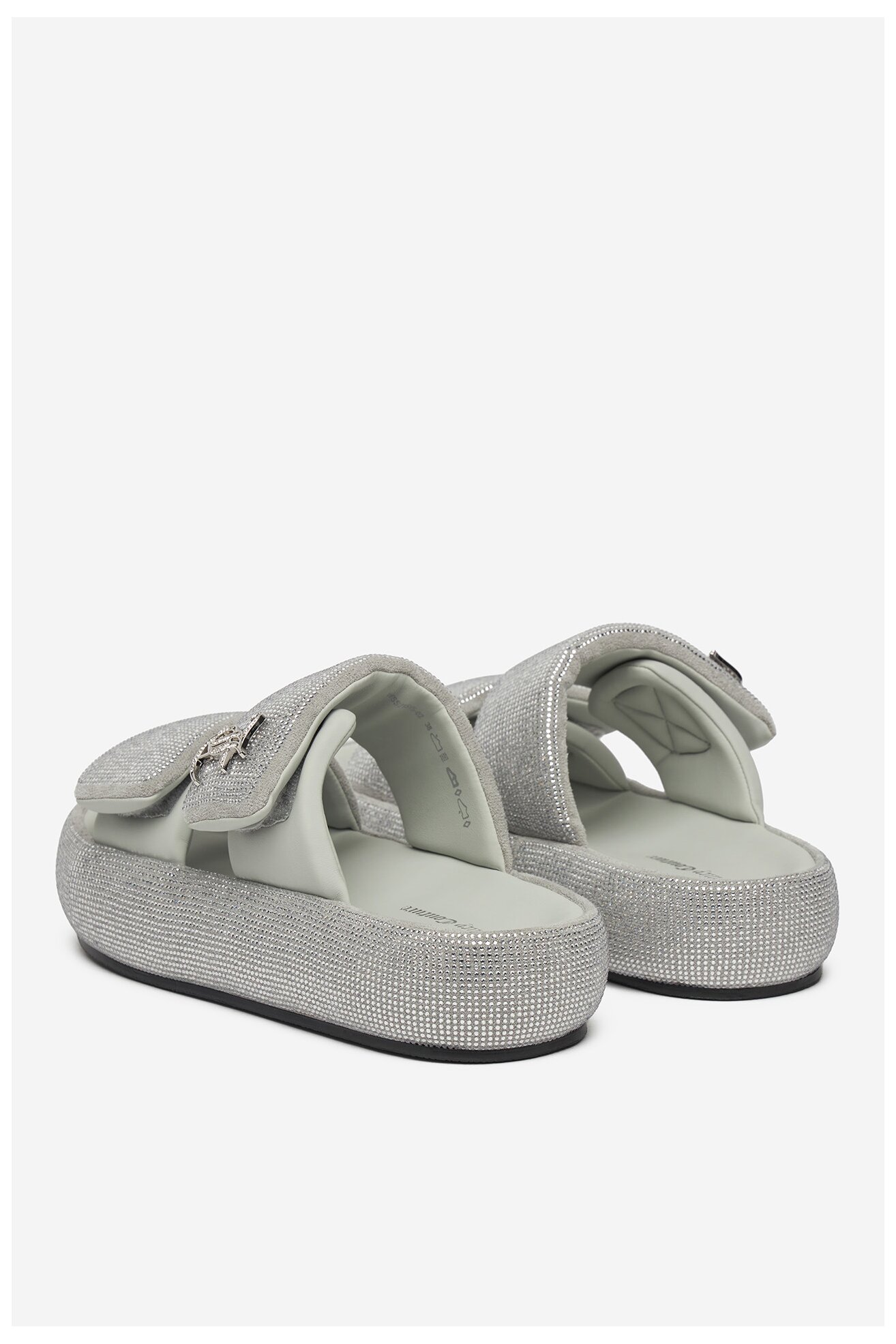 Klapki Juicy Couture WSS21515-02 Szary jasny