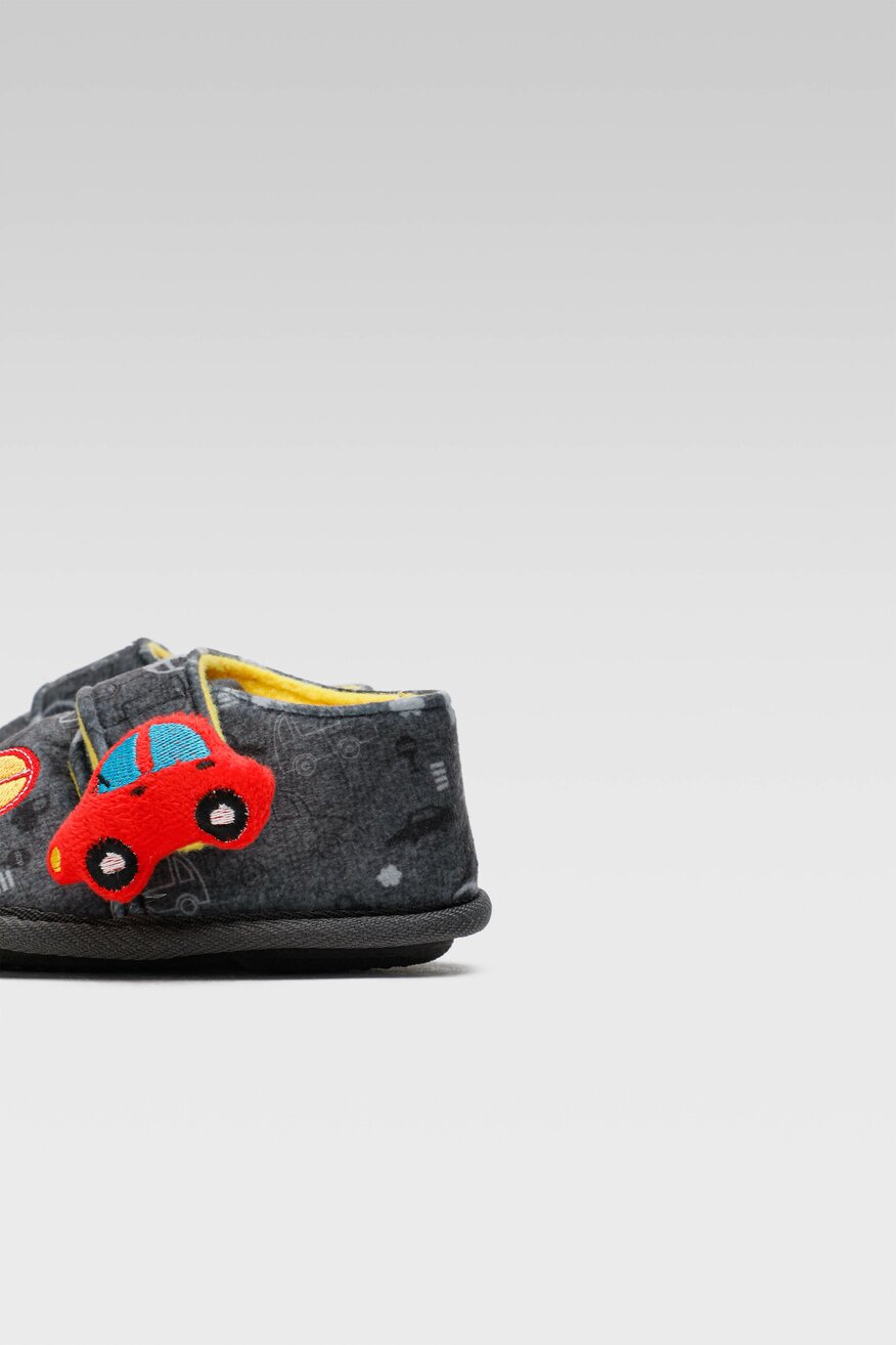 Action Boy - Kapcie na rzep - 5904862008066