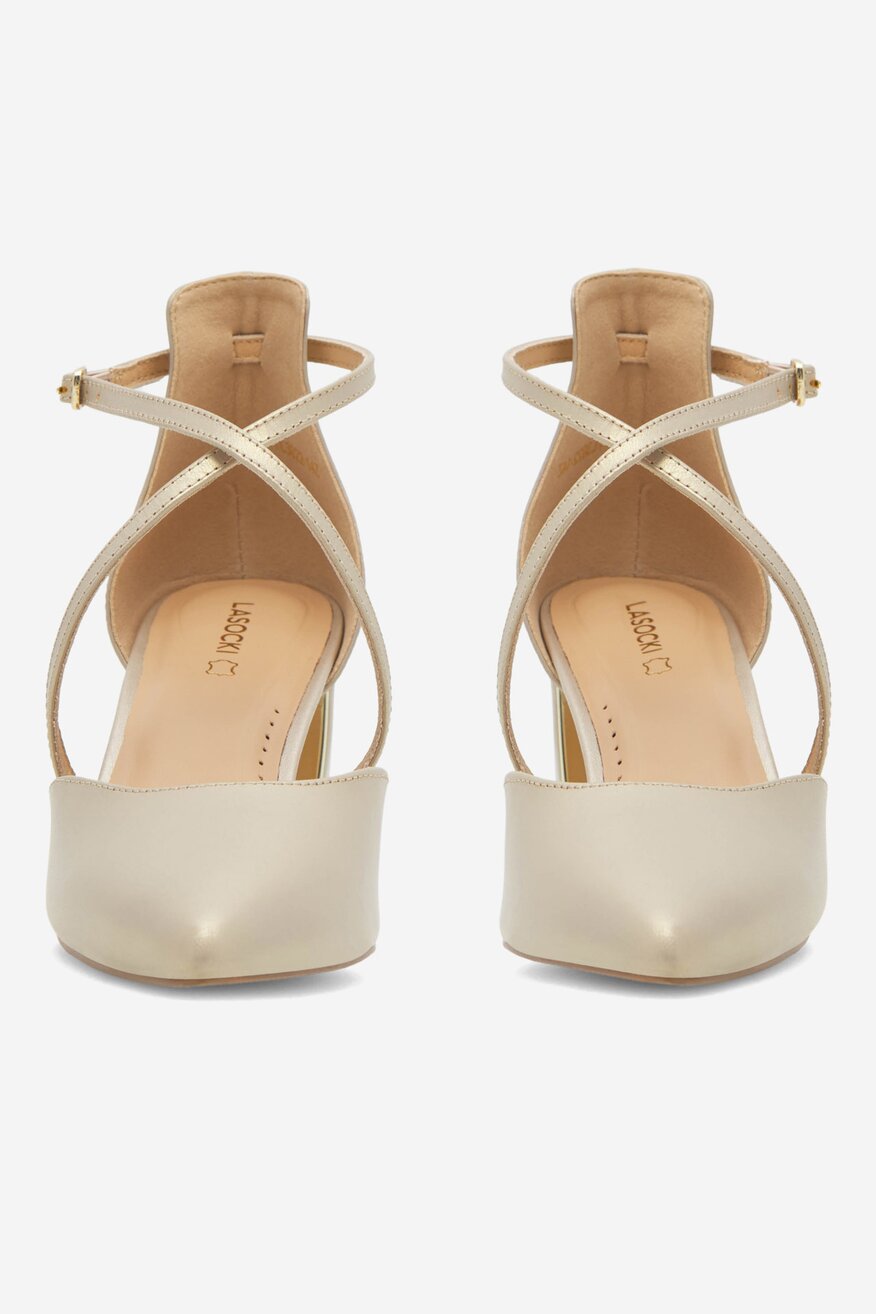 
                Lasocki - Skórzane czółenka - 5905588301097