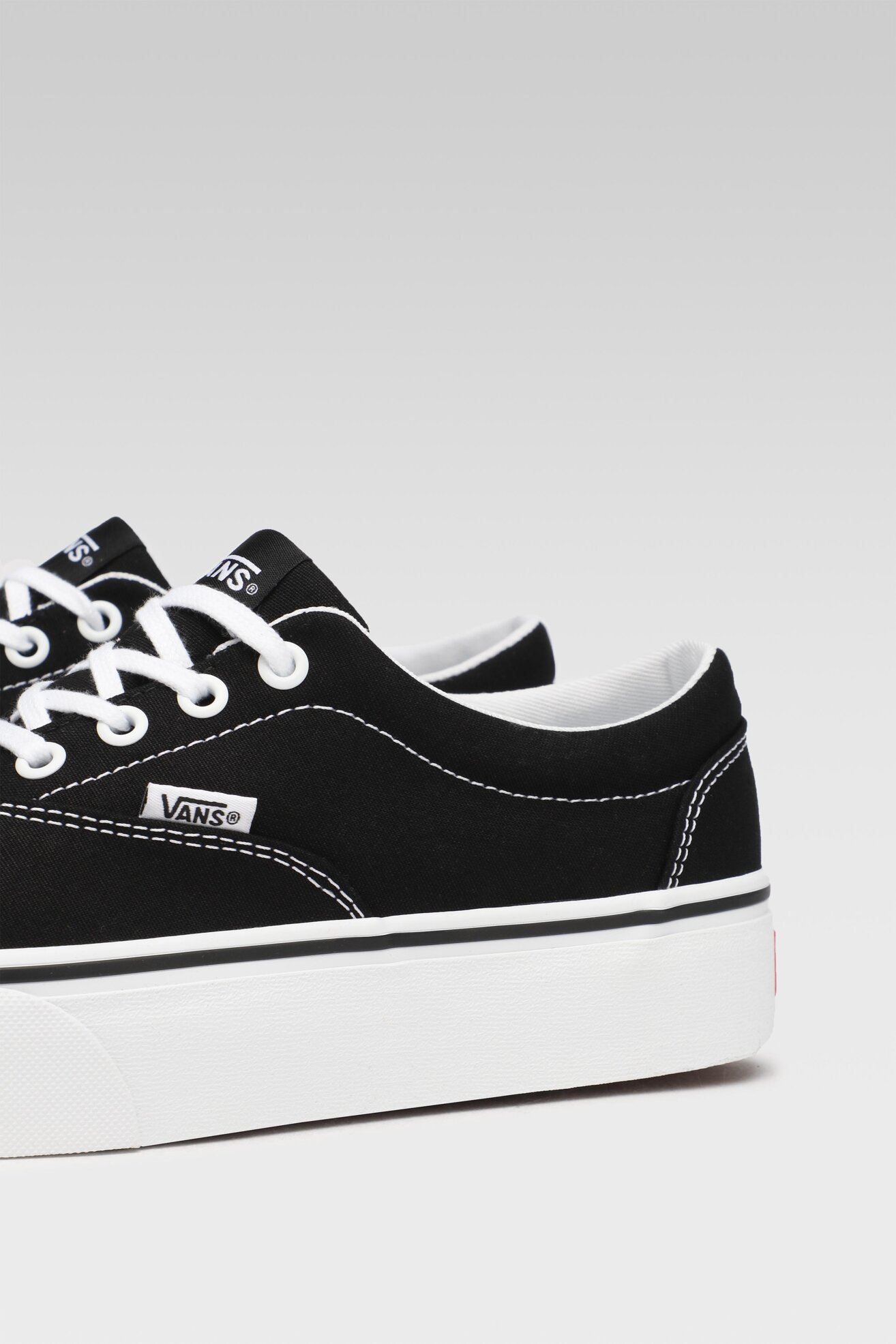 Trampki Vans DOHENY PLATFORM VN0A4U21187 Czarny