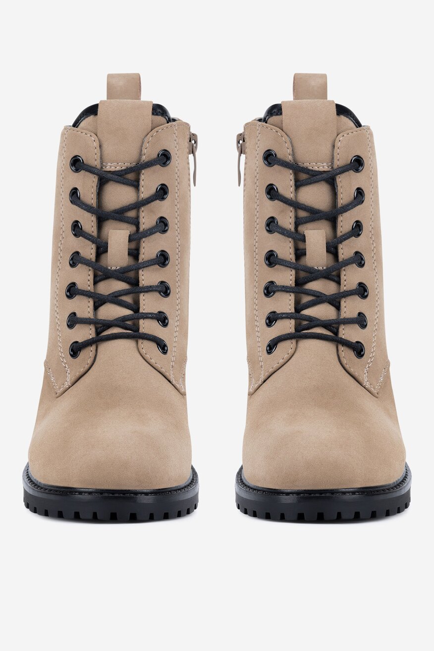 
                Боти Clara Barson БЕЖОВ - 5905588909866