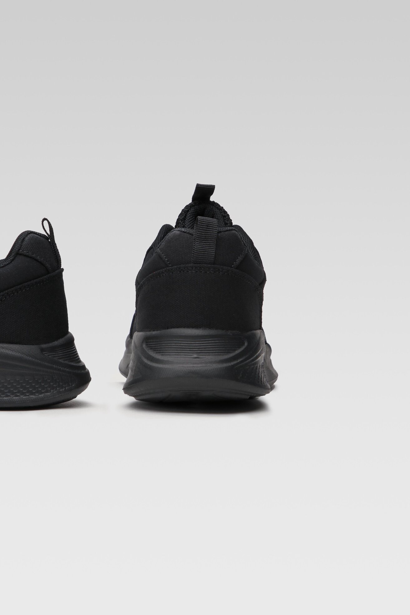 Obuwie sportowe PULSE UP WP66-22758 Czarny