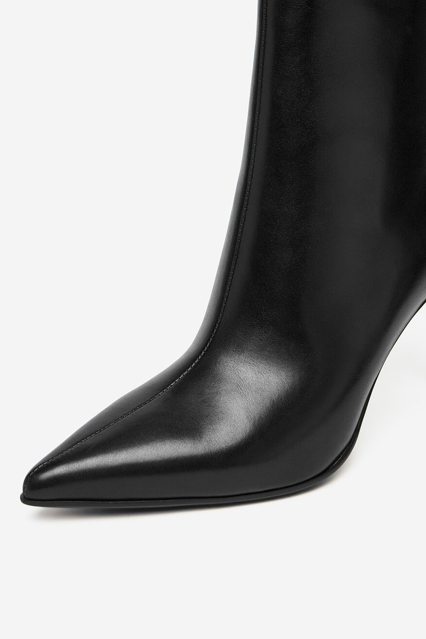 
                Ботильйони Gino Rossi ЧОРНИЙ - 5906751409954