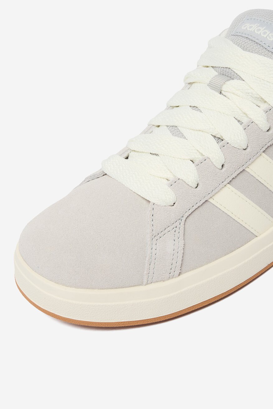 
                Sportska obuća ADIDAS SIVA - 5907964057376
