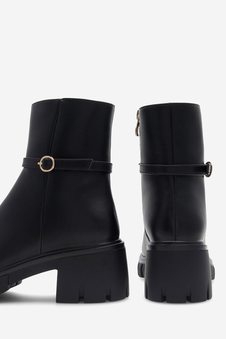 
                Ботильйони DeeZee ЧОРНИЙ - 5905588032403