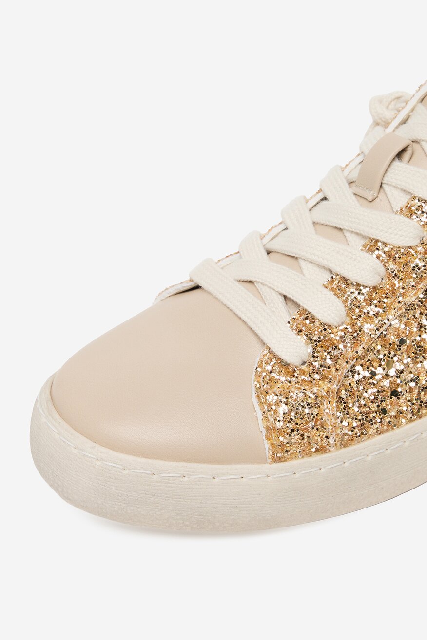 
                Tornacipő EVA MINGE ARANY - 5906751432181