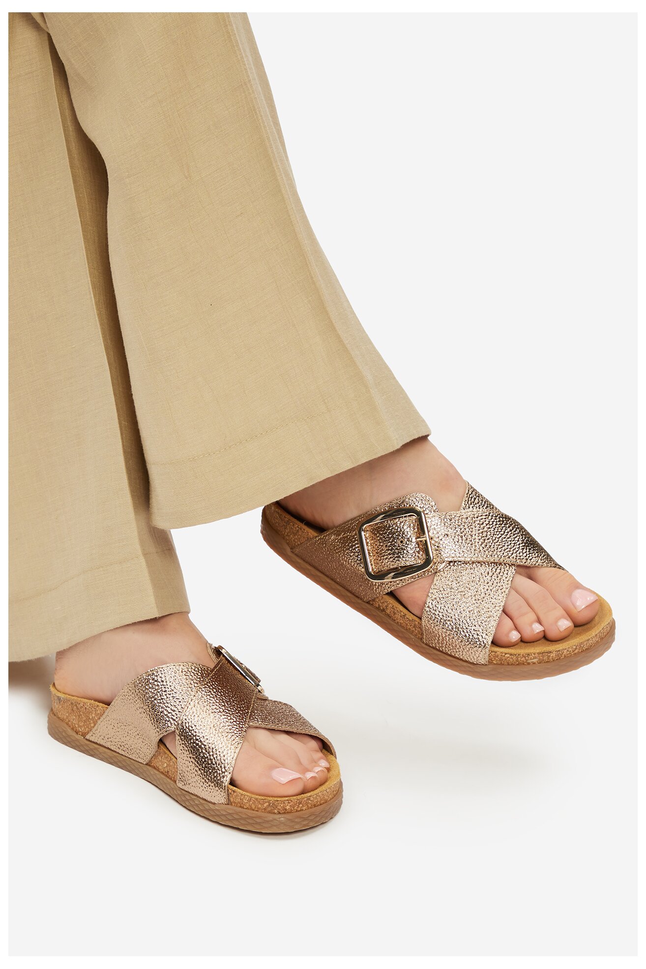 Шльопанець Lasocki ARC-BIERGE-19 ЗОЛОТИЙ