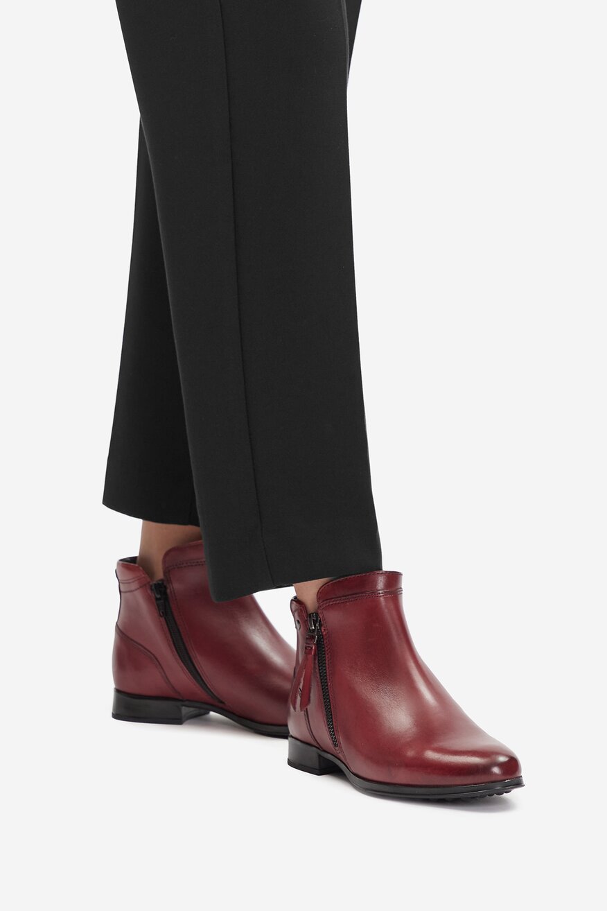 
                Боти Lasocki ТЪМНОЧЕРВЕН - 5906751291900