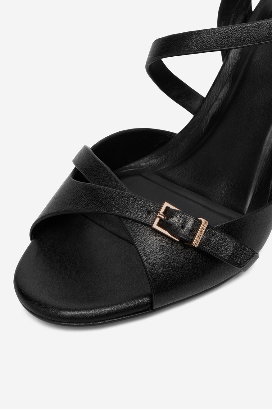 
                Gino Rossi - Sandały skórzane - 5906751776018