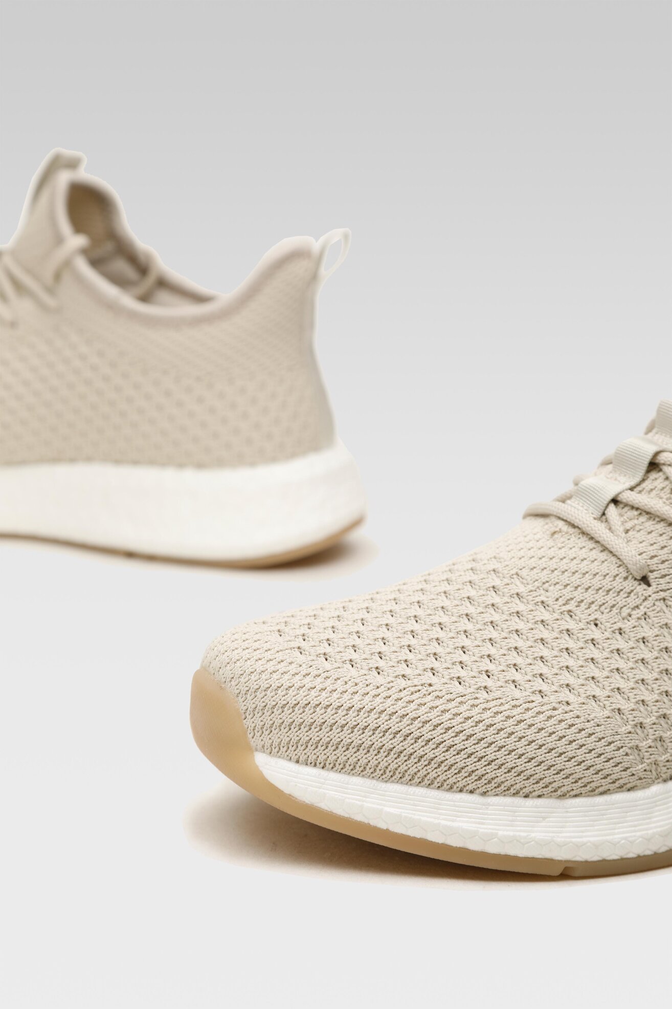 Obuwie sportowe Sprandi MP07-GVA1 Beżowy