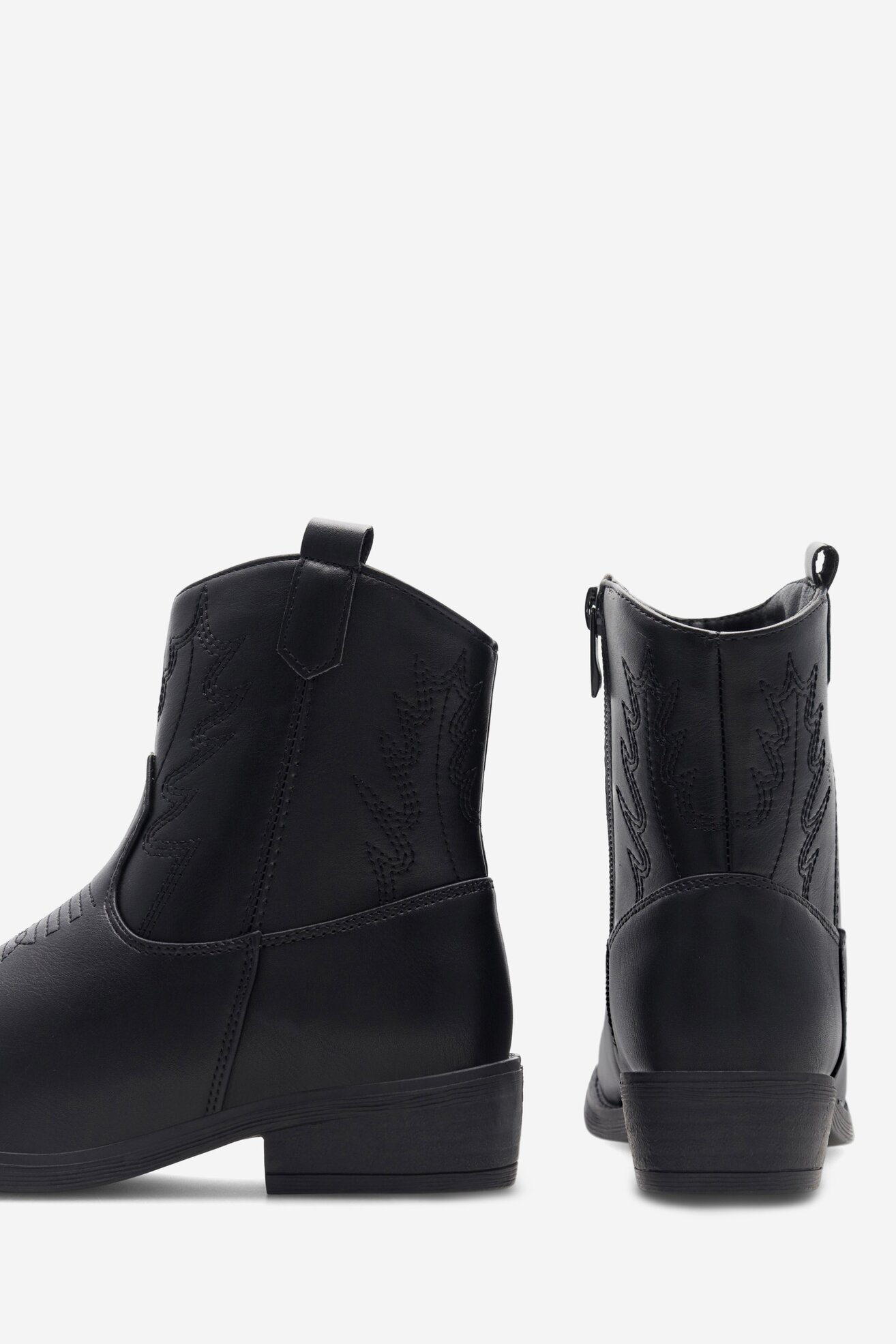 Botki Nelli Blu CM230220-17 Czarny