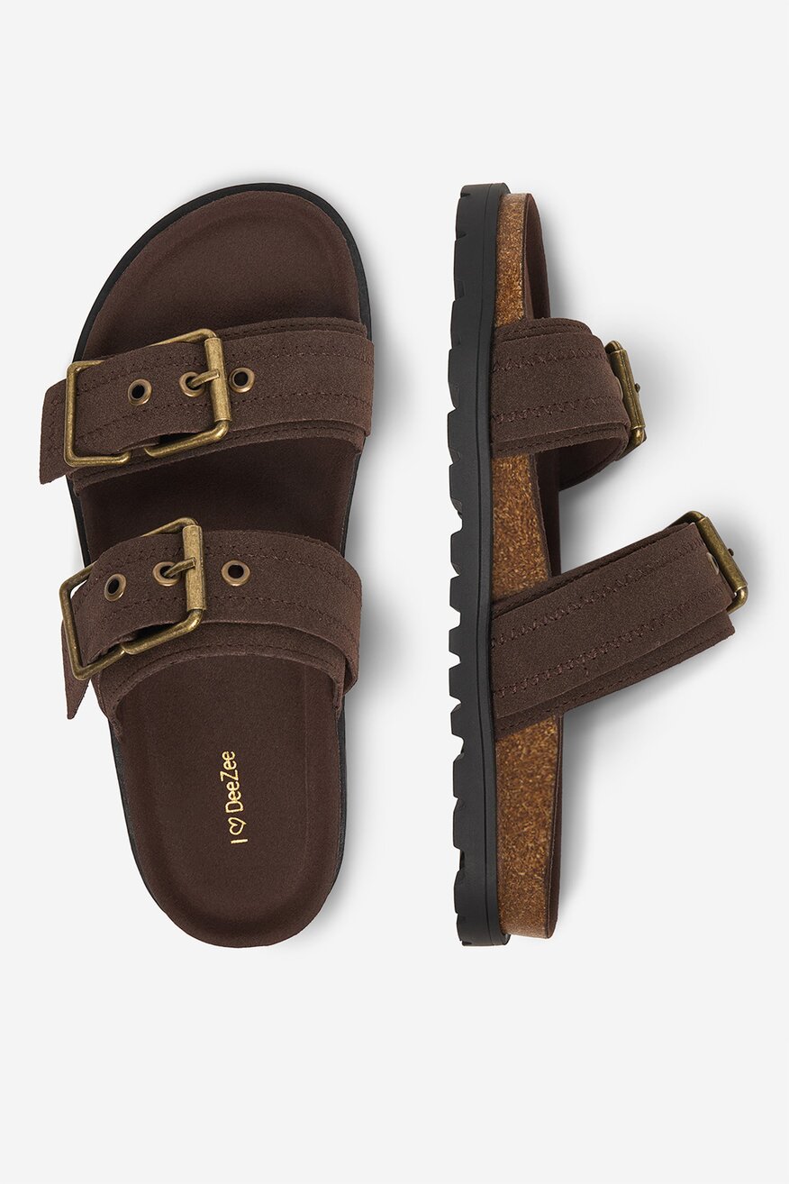 
                Шльопанець DeeZee КОРИЧНЕВИЙ - 5906751753200