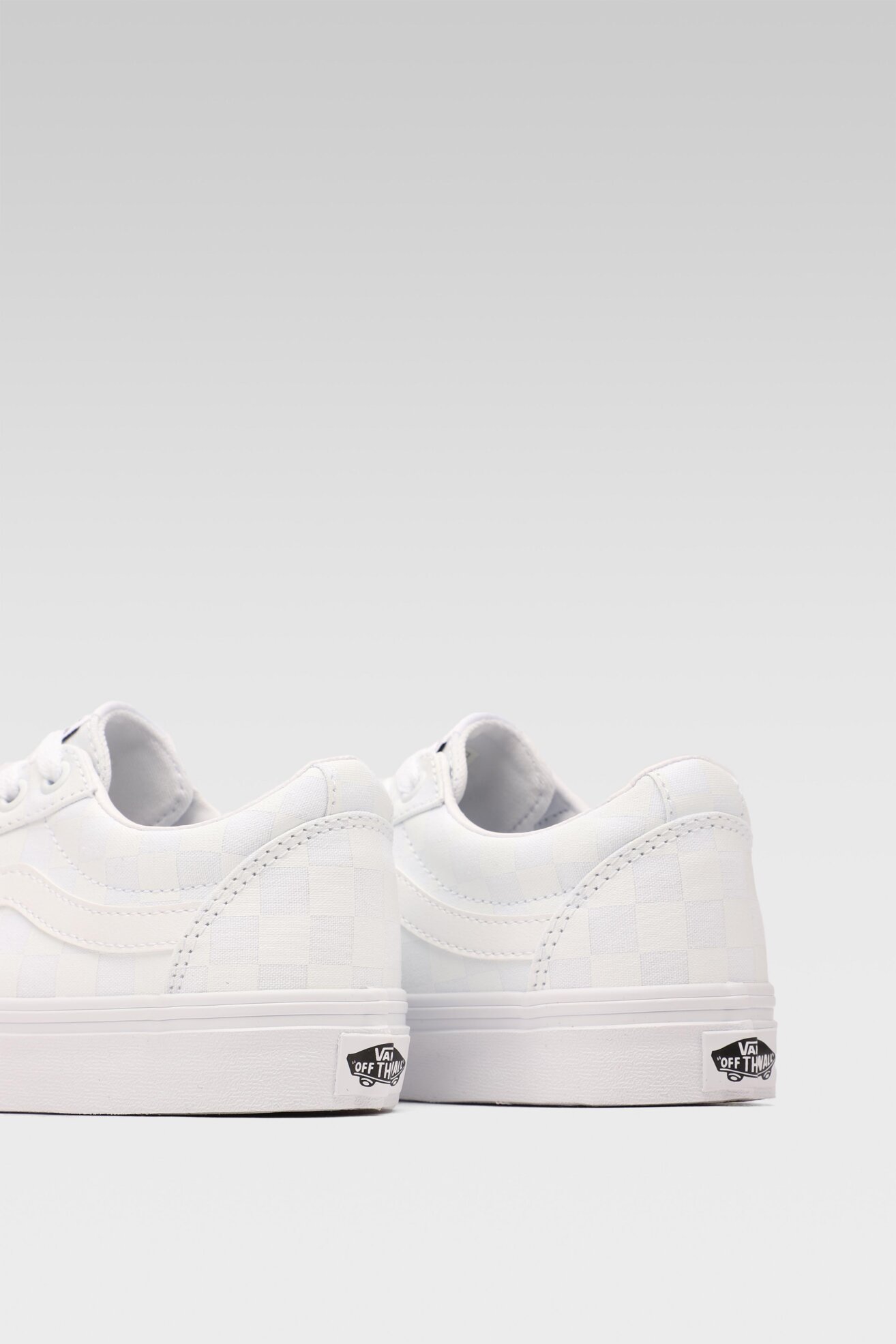 Trampki Vans WARD VN0A3IUNW51 Biały