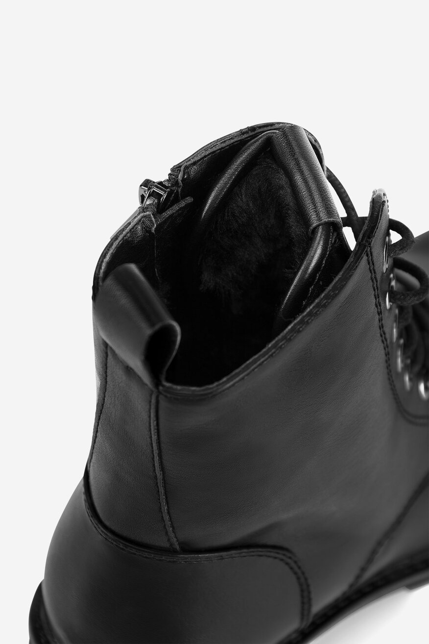 
                Боти Clara Barson ЧЕРЕН - 5905588909828