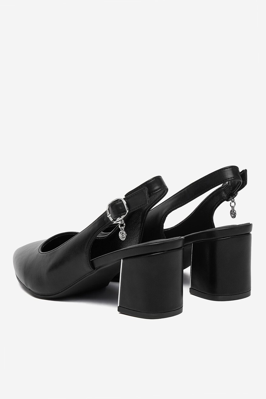 Елегантни обувки Lasocki ЧЕРЕН - 5906751653968