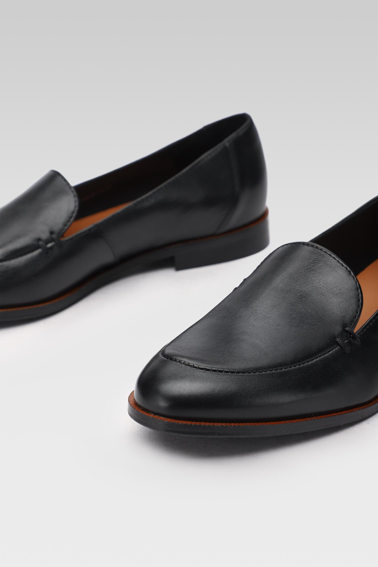 Półbuty Lasocki F3309-01 Czarny