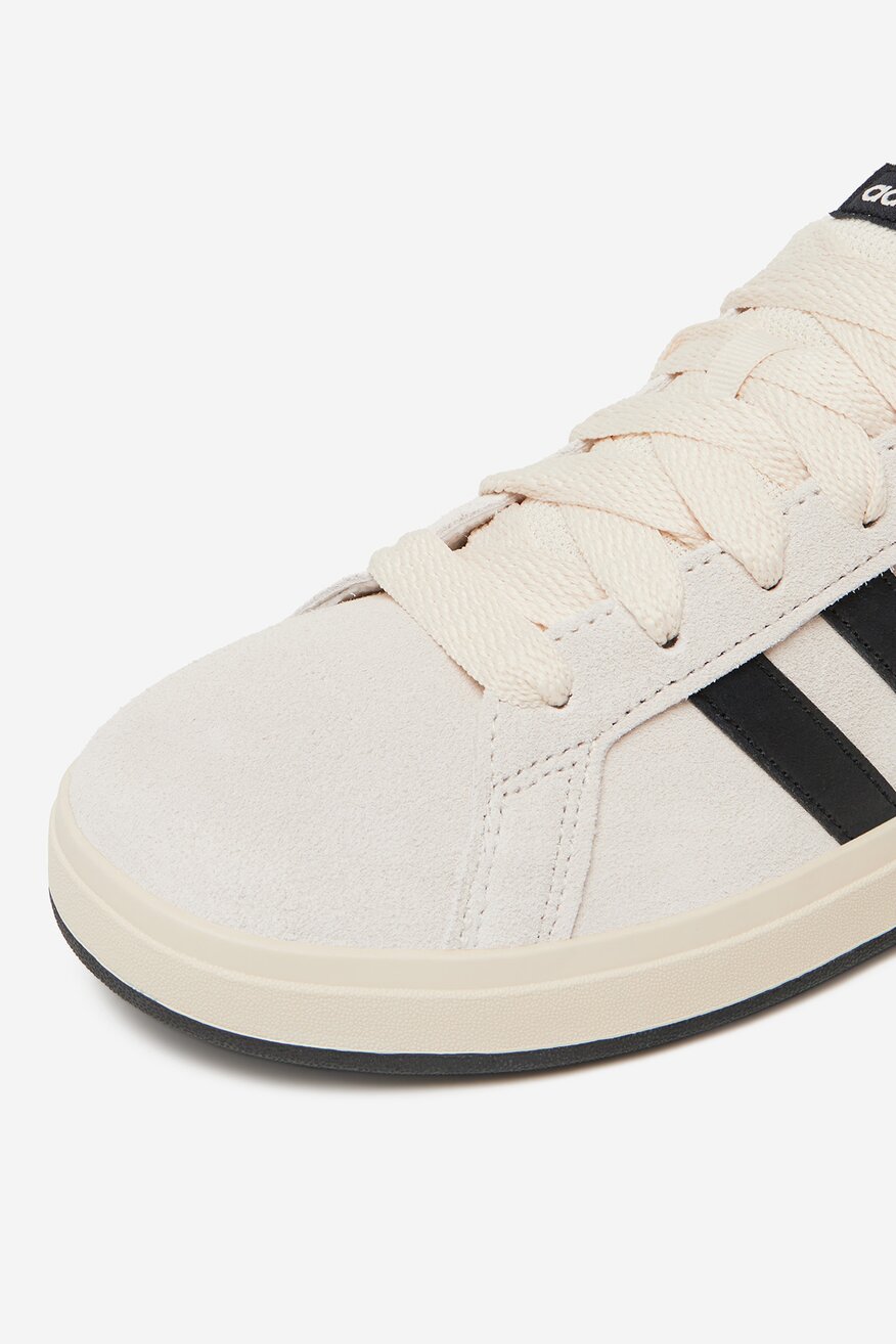 Спортни обувки adidas КРЕМАВ - 5906751162507