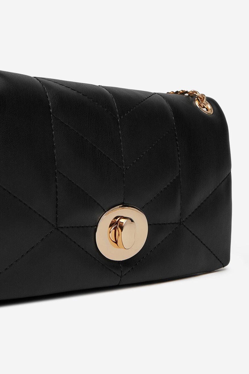 
                Дамска чанта DeeZee ЧЕРЕН - 5906751073018