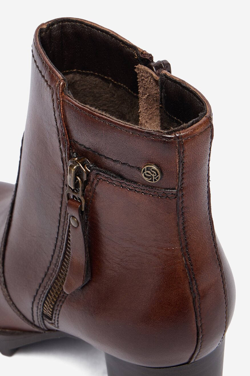 
                Ботильйони Lasocki КОРИЧНЕВИЙ - 5906751449547