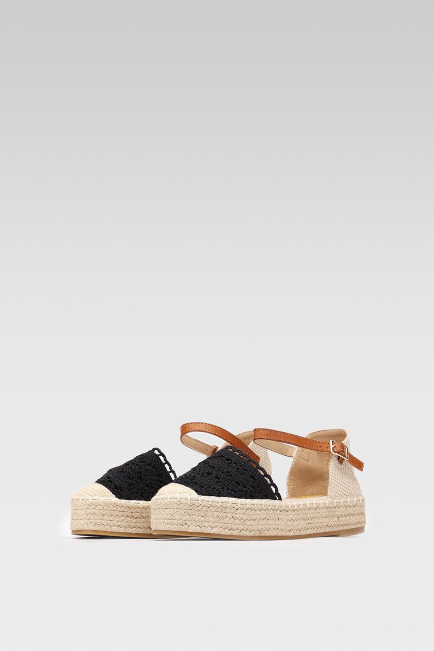 
                DeeZee - Espadryle na koturnie z platformą czarne - 5903698561561