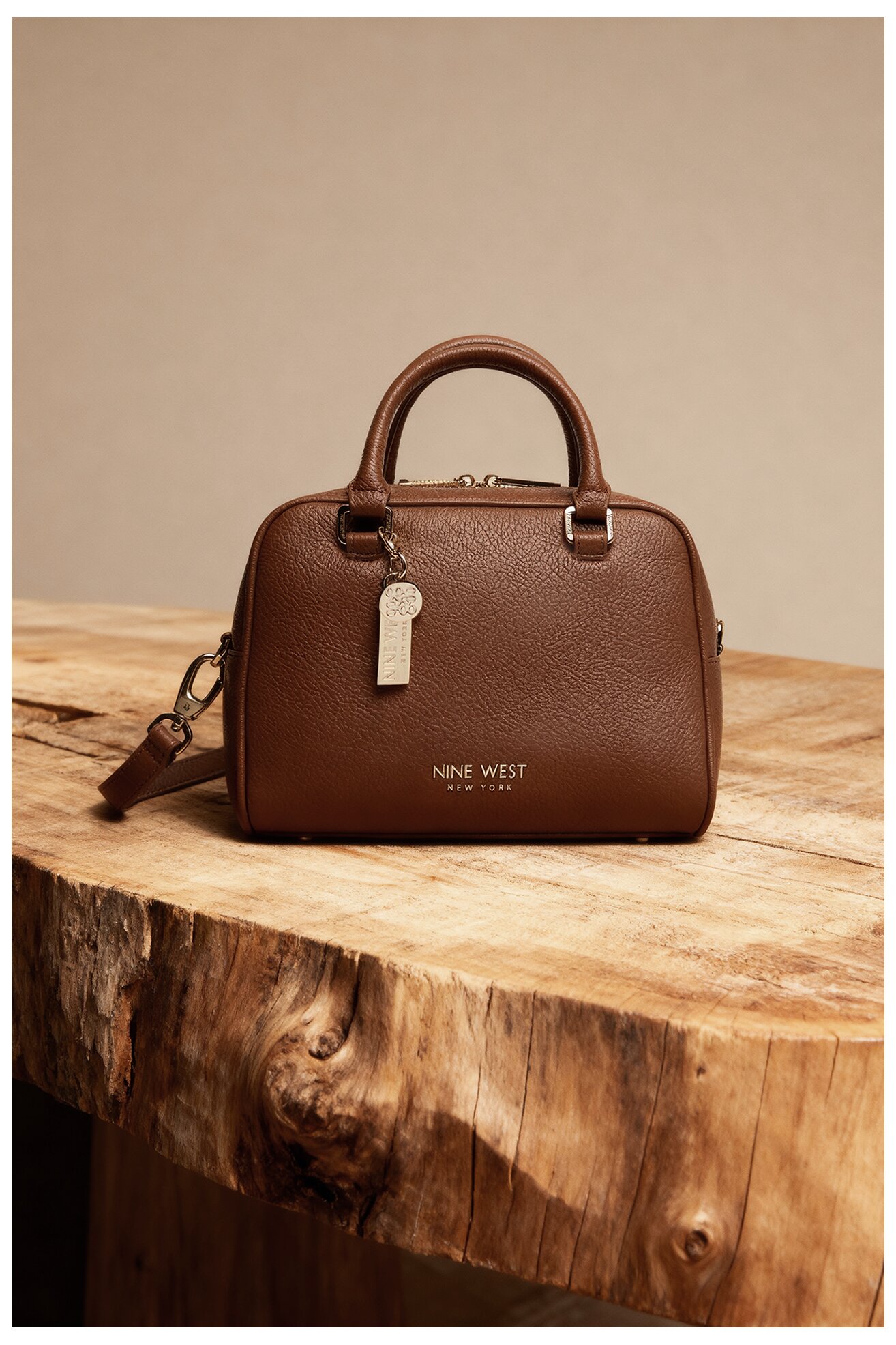 Kézitáska NINE WEST CEO-BROOKLYN-BLISS-LX10159 BARNA