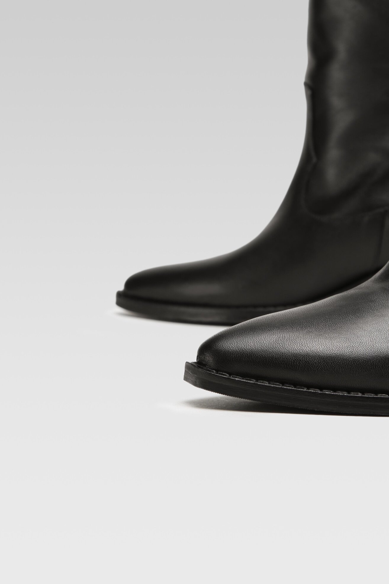 Botki SIMPLE SIMPLE-SL-15-02-000048 101 Czarny