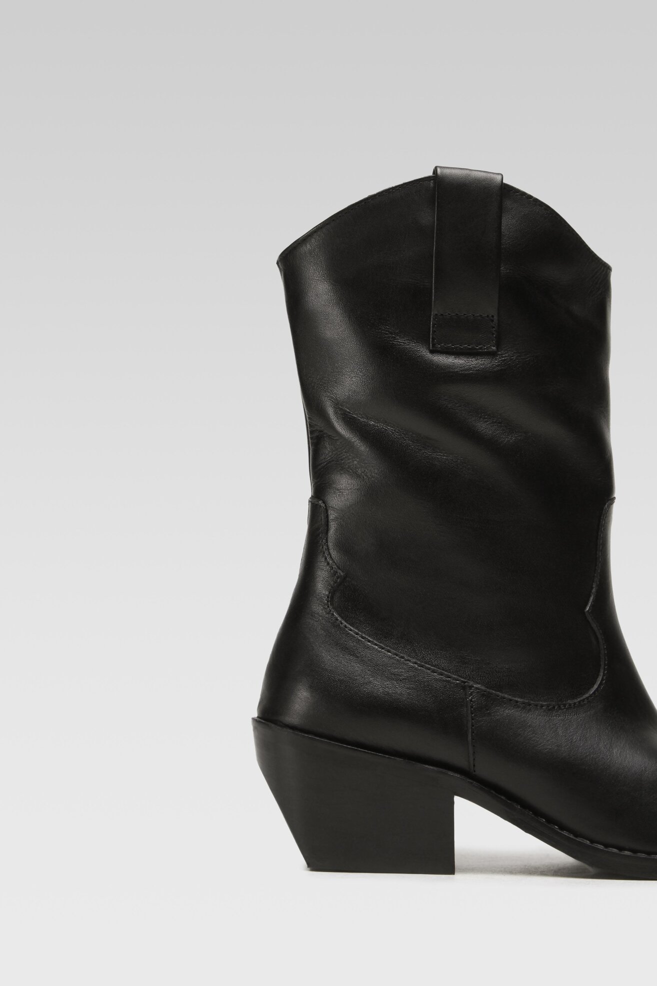 Botki SIMPLE SIMPLE-SL-15-02-000048 101 Czarny