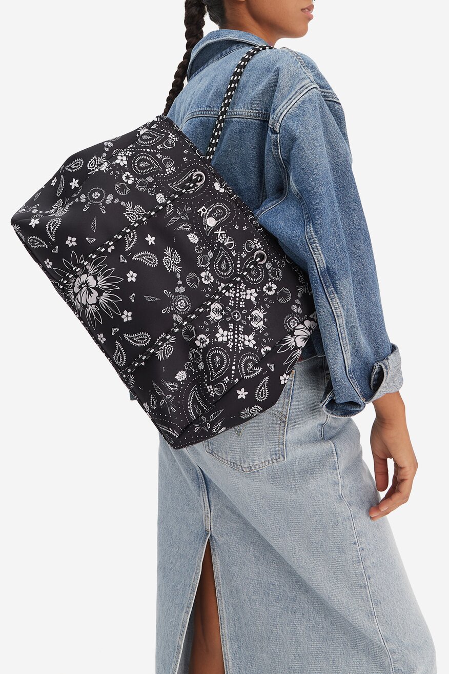 
                Kézitáska ROXY FEKETE - 5906751655511