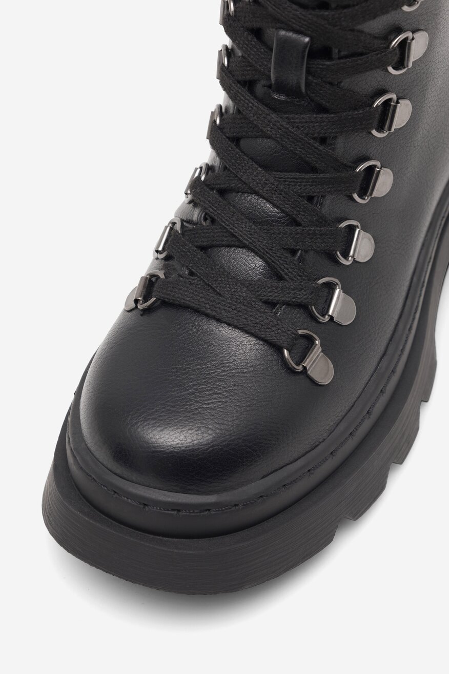 
                Bocanci DeeZee NEGRU - 5905588127215