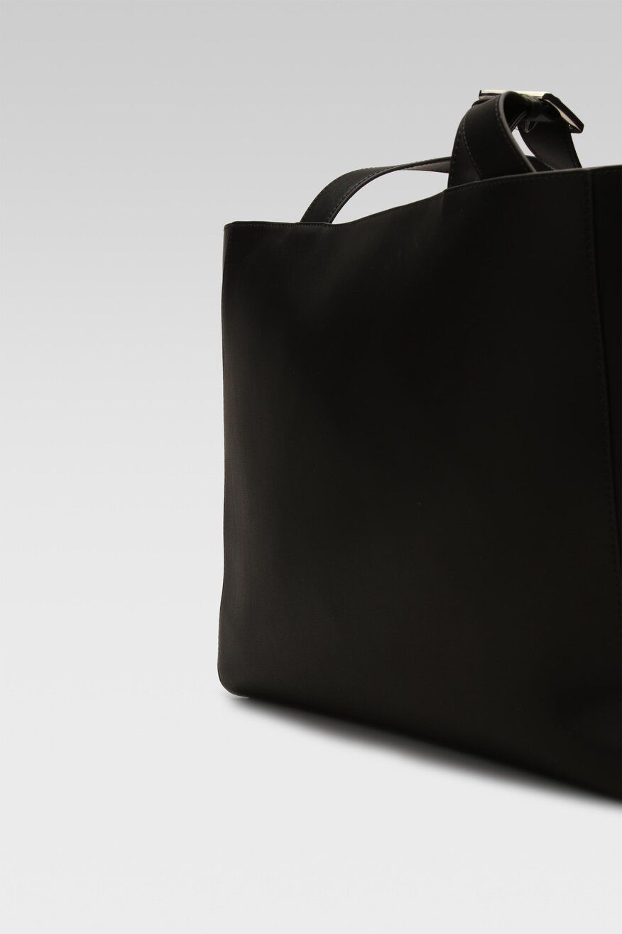 
                Gino Rossi - Torebka skórzana czarna - 5904862659886