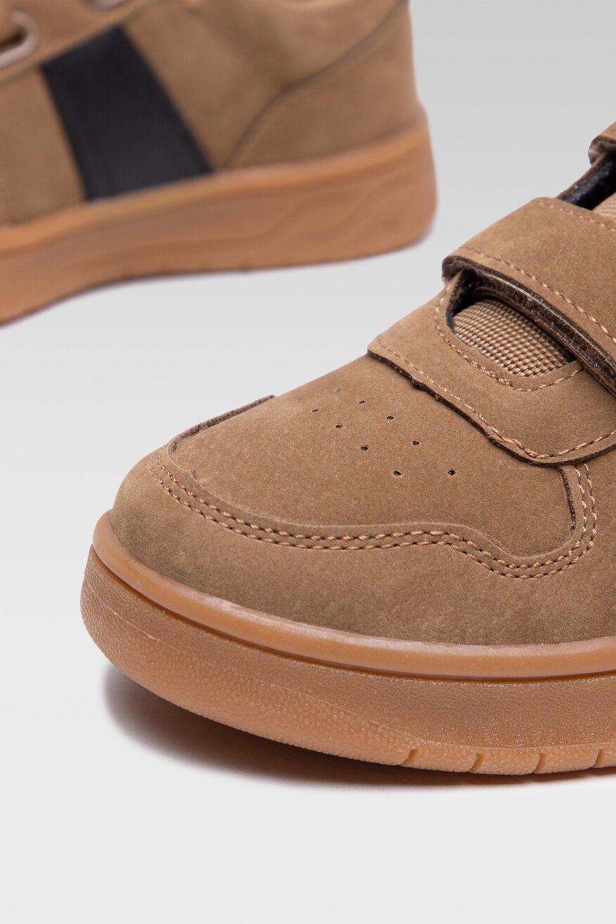 
                Sprandi - Obuwie sportowe khaki na rzep - 5903698830469