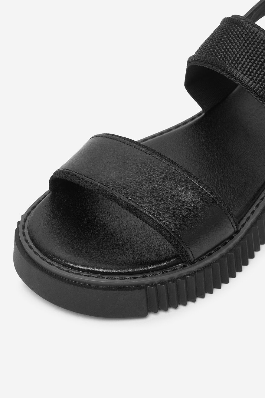 
                Сандалі Lasocki ЧОРНИЙ - 5906751845097