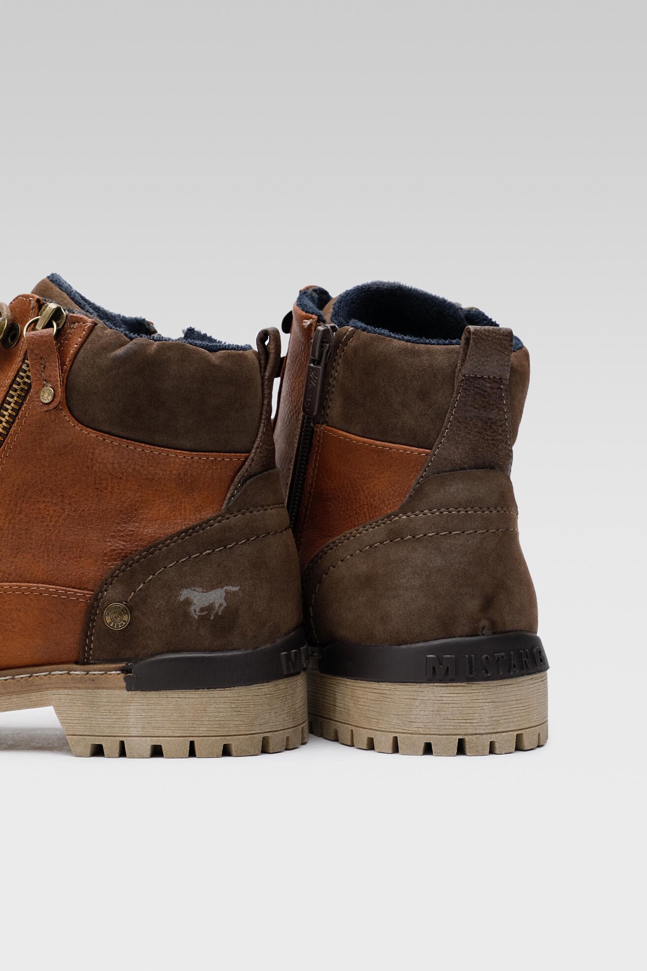 Csizma Mustang 4142-504 BARNA