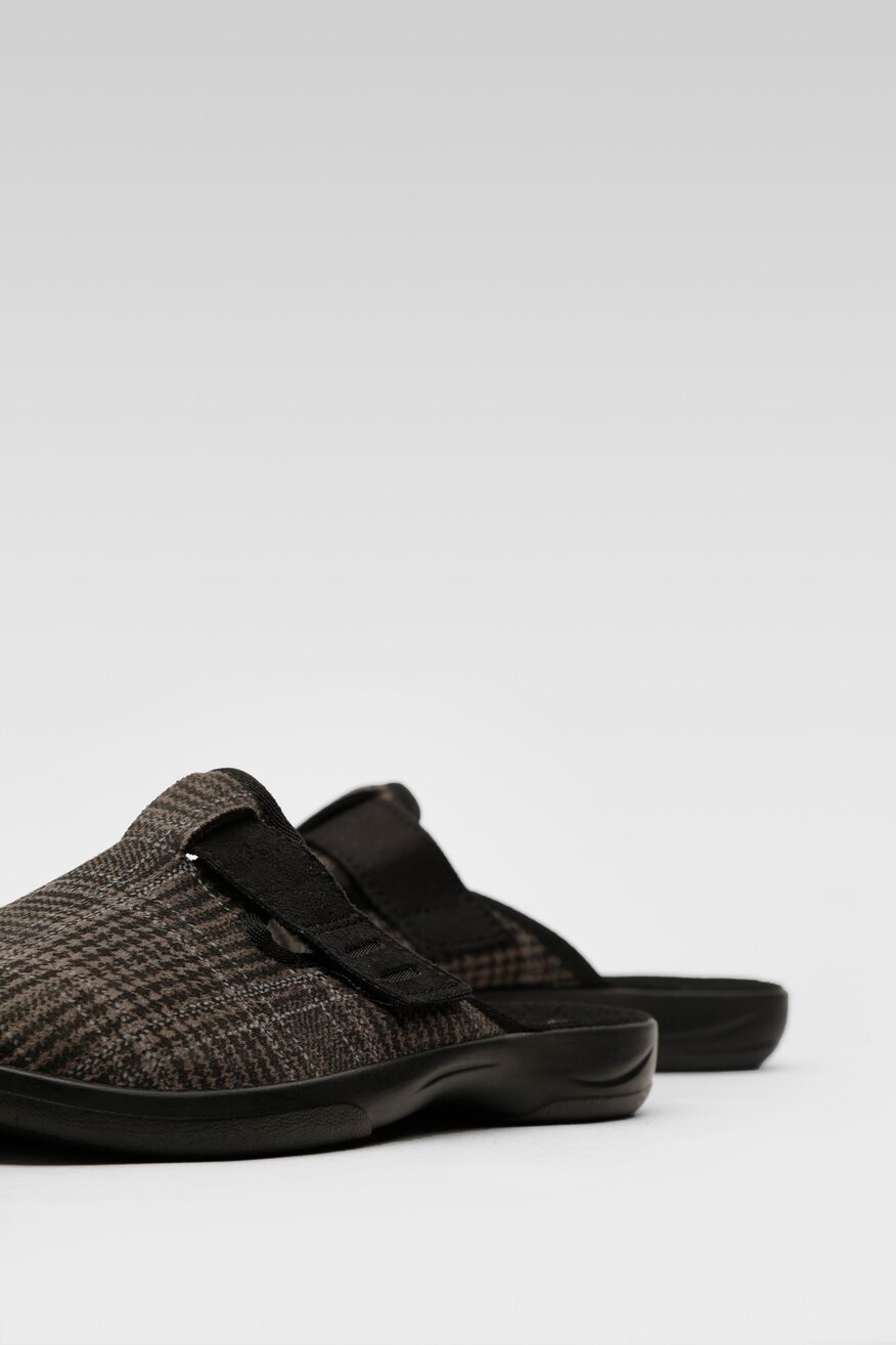 
                Papuče Home&Relax CRNA - 5903698864822