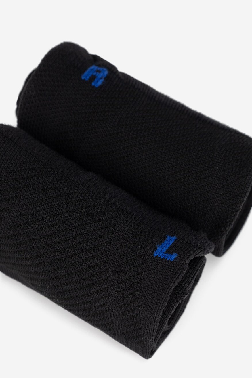 
                Soseste Reebok ALBASTRU - 5905588713203