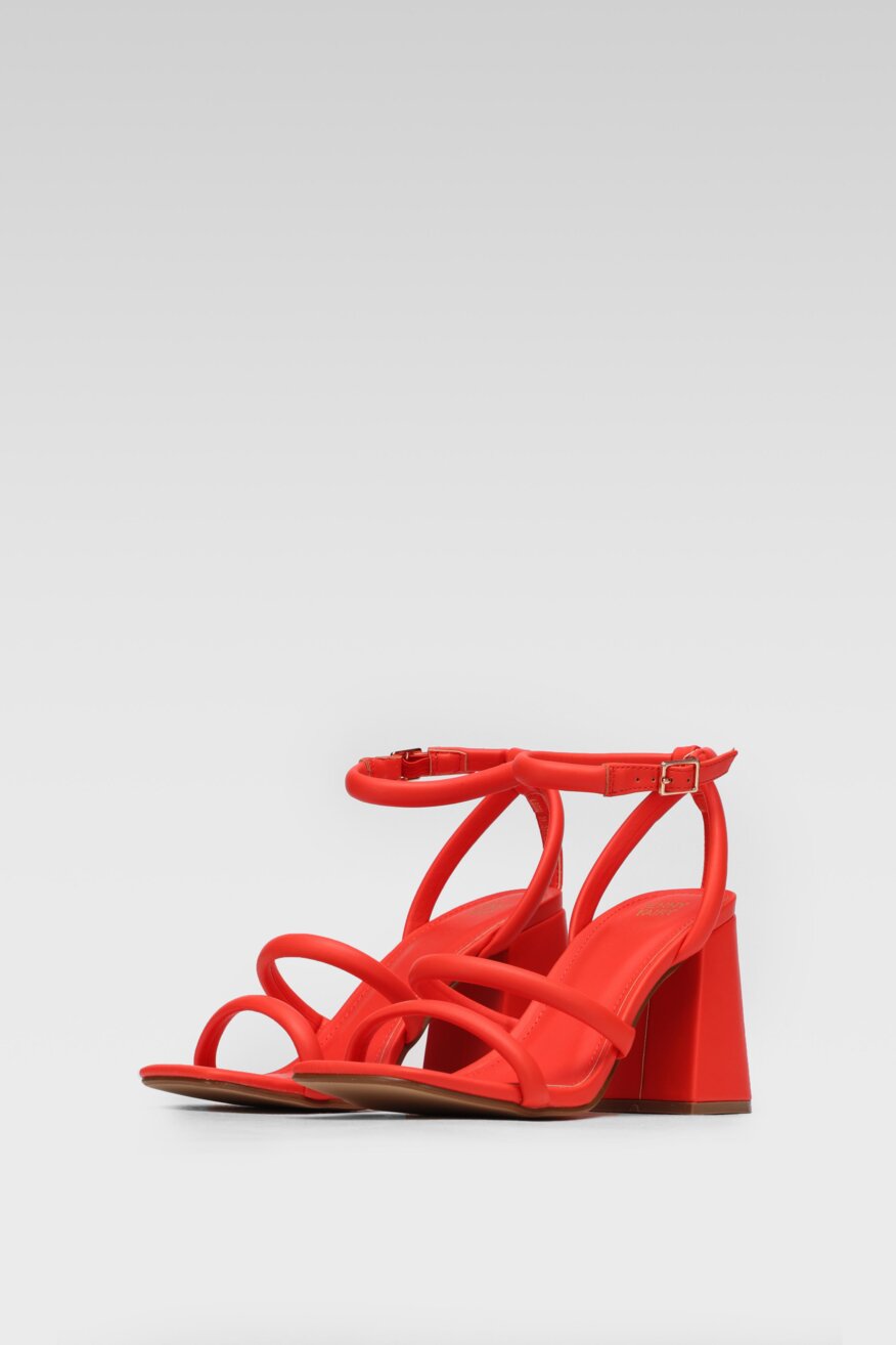 
                Jenny Fairy - Sandały na obcasie czerwone - 5903698610146