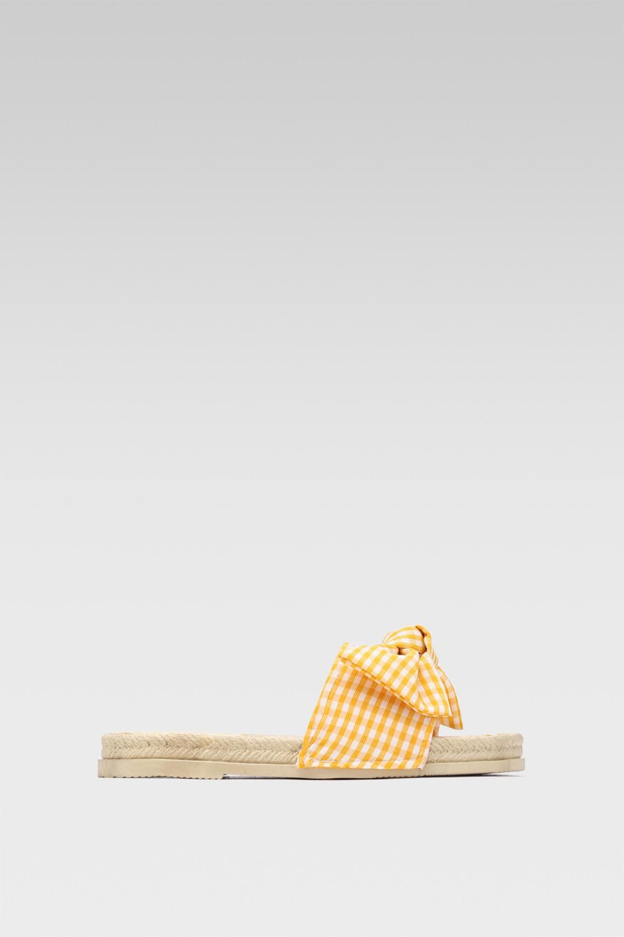 
                Jenny Fairy - Klapki z aplikacją żółte - 5903698696041