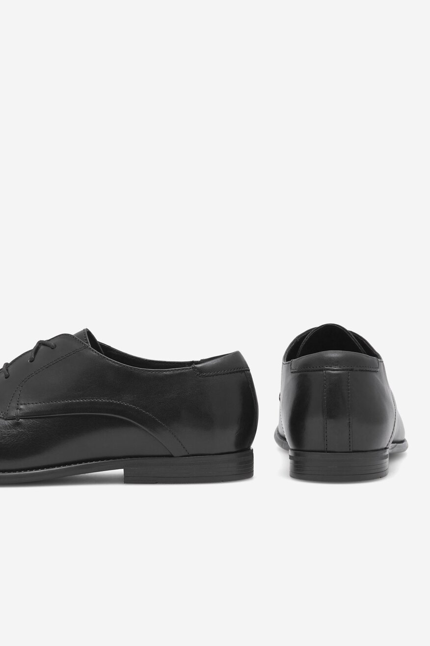 
                Половинки обувки Lasocki ЧЕРЕН - 5905588301394