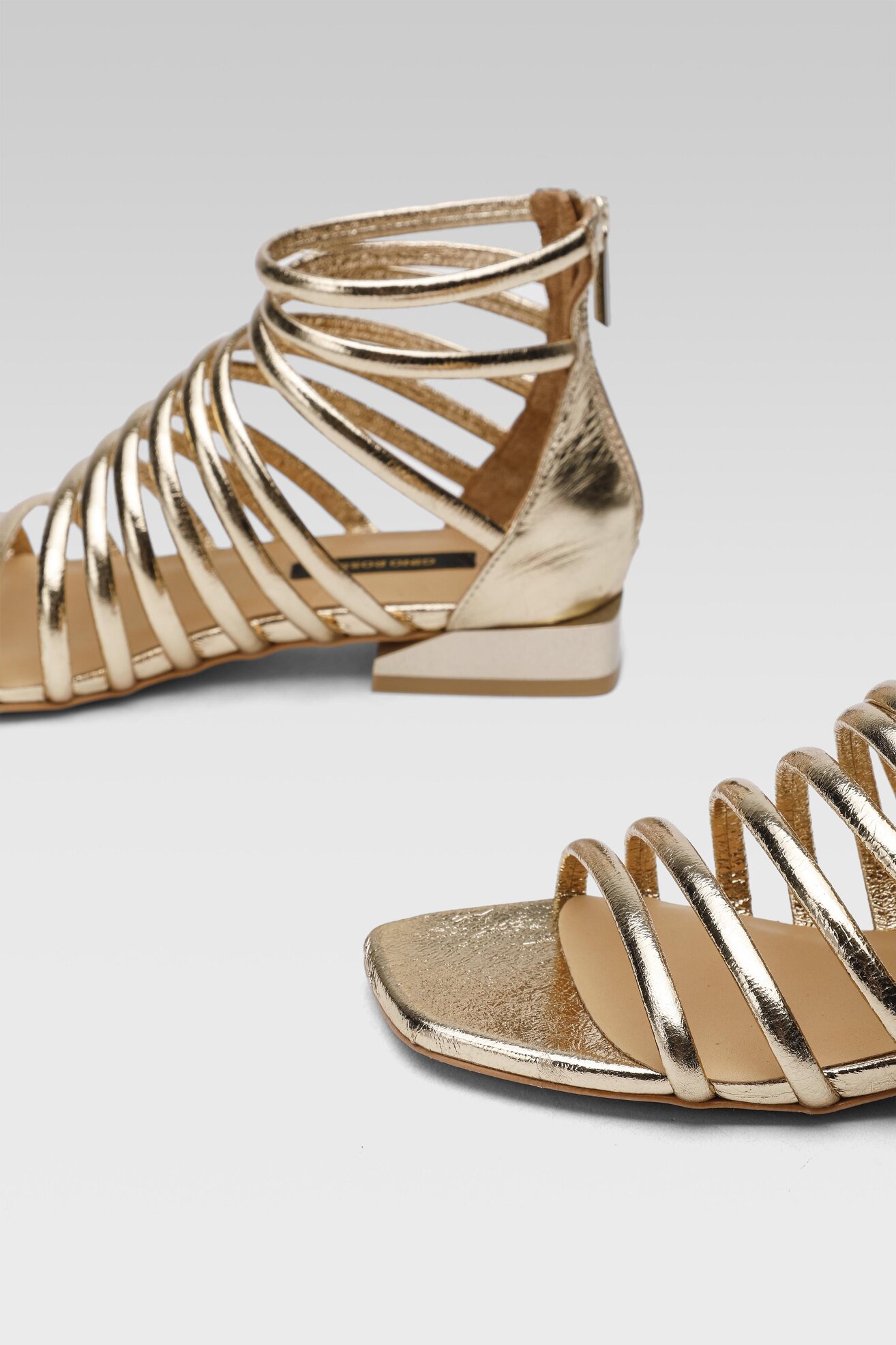 Sandały Gino Rossi 0270 Złoty