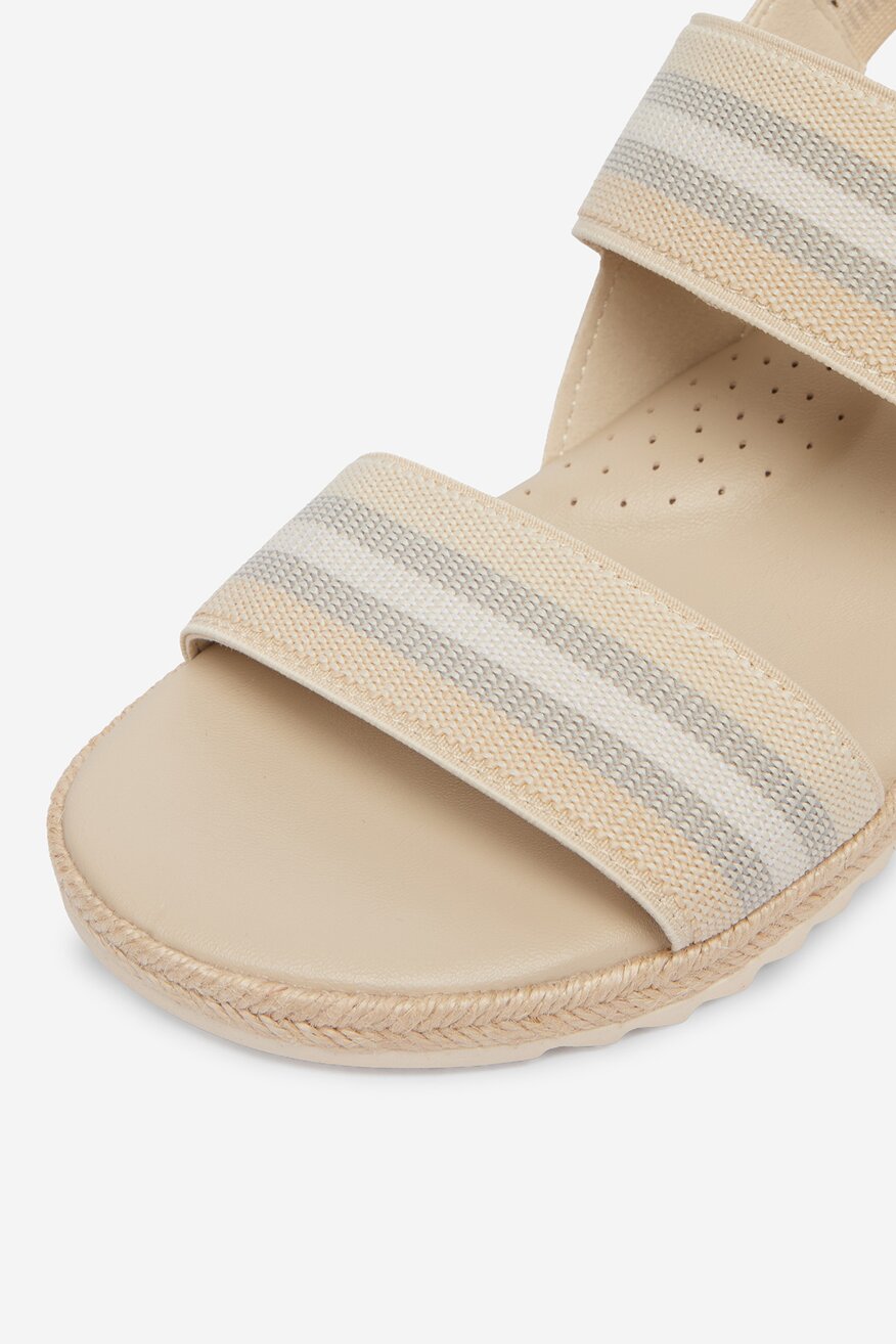 
                Go Soft - Sandały - 5906751777725