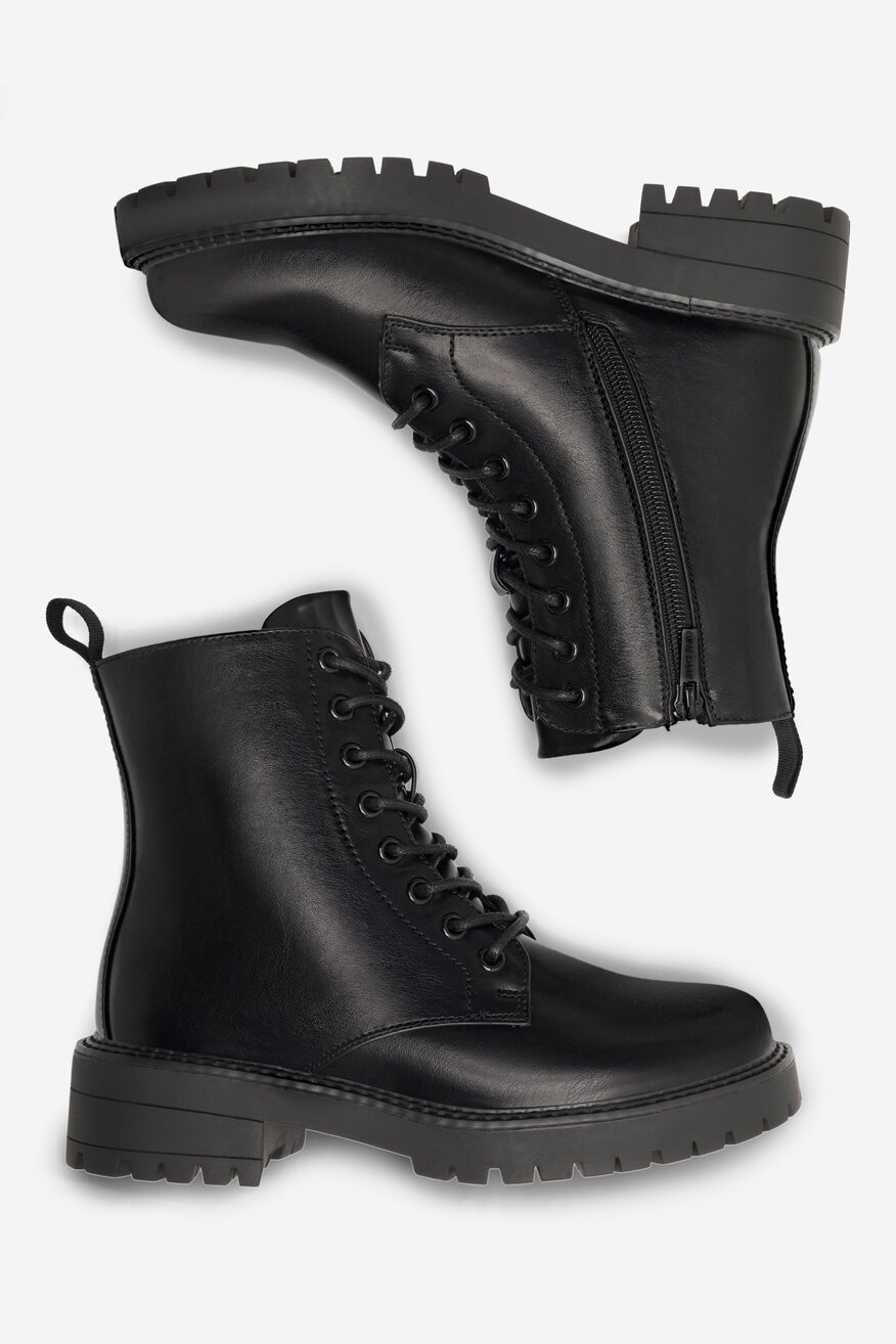 
                Csizma Jenny Fairy FEKETE - 5905588756545