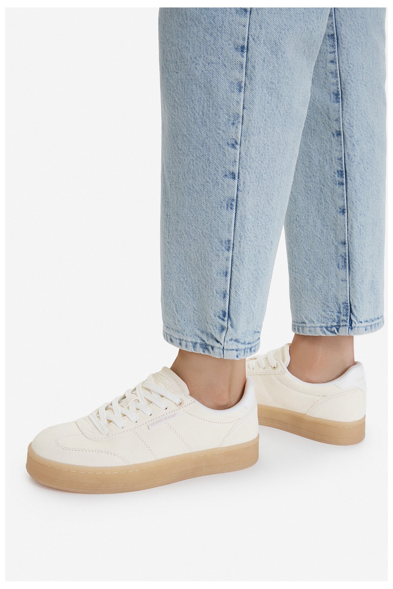 Sneakers GUESS JEANS CWBEO-V12-1219-25WC1051 Beżowy