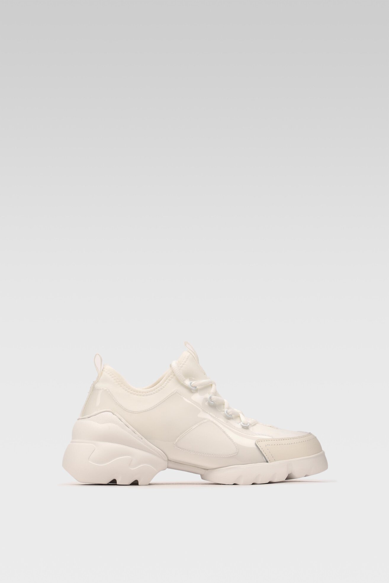 Półbuty Gino Rossi Sport V602-01-2 Biały