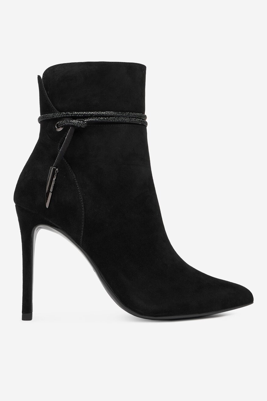 
                Bokacsizma EVA MINGE FEKETE - 5906751400425