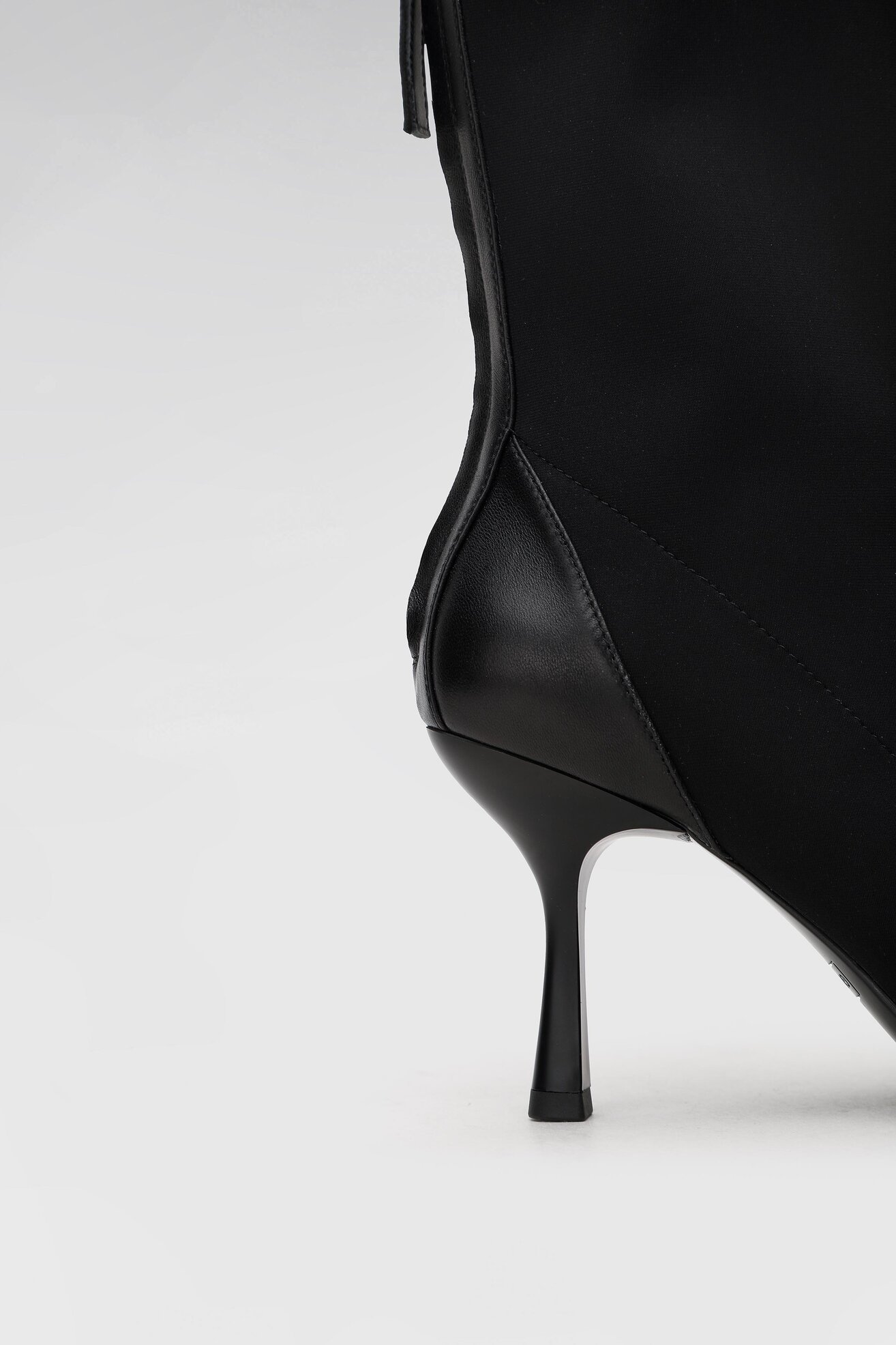 Botki Gino Rossi V855-03 Czarny