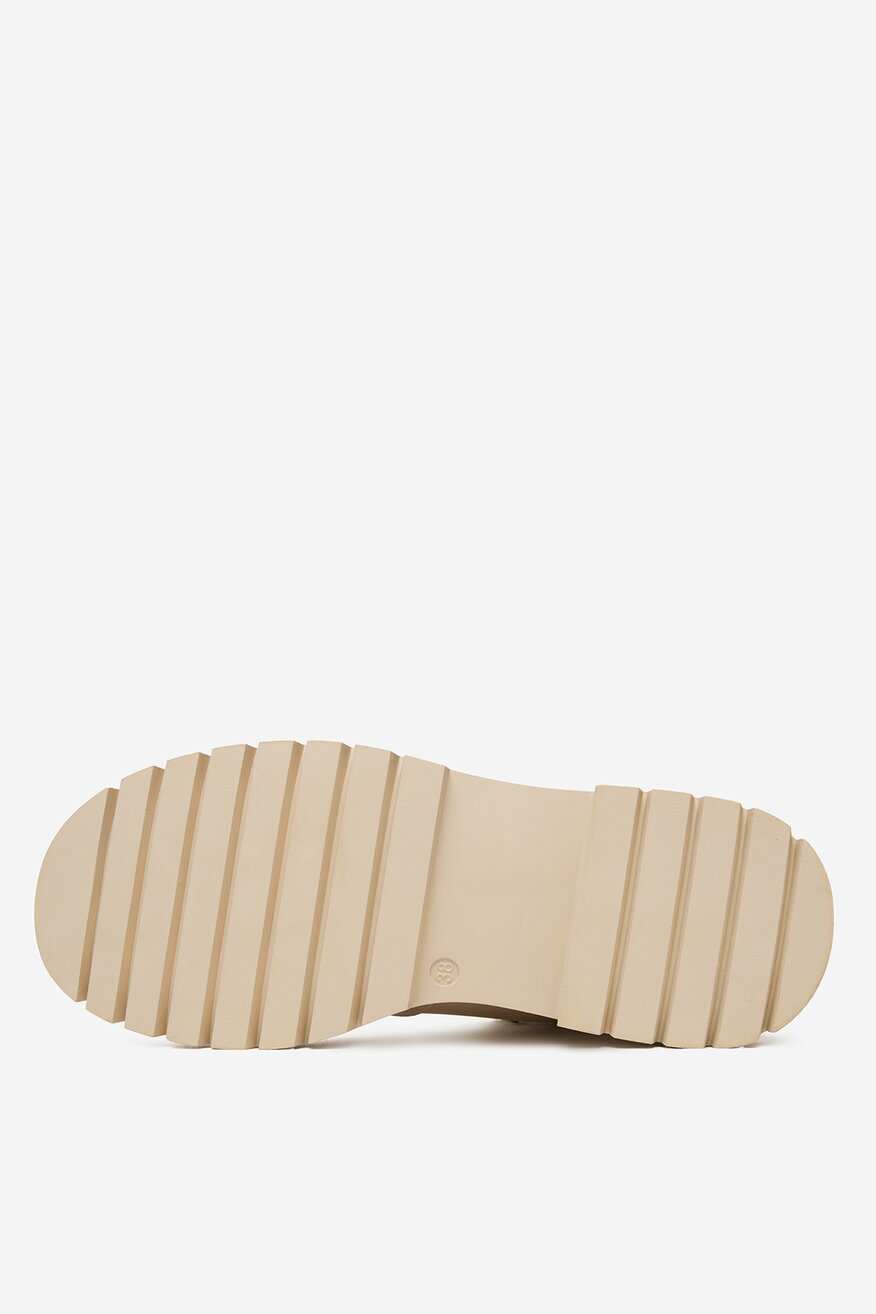 
                Боти DeeZee БЕЖОВ - 5904410885927